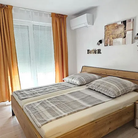La Casa Dimoff